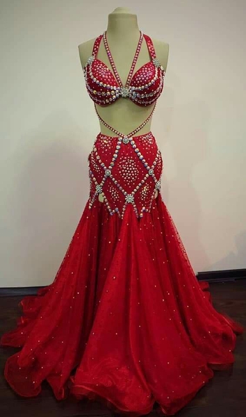 Váy múa bụng đỏ lấp lánh