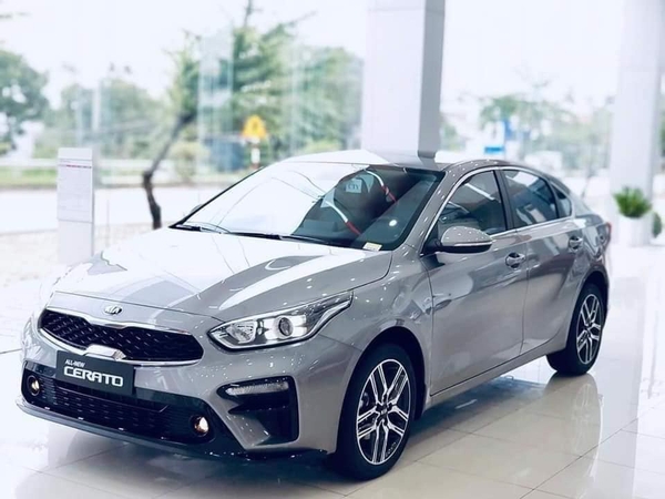 KIA CERATO 1.6 AT LUXURY