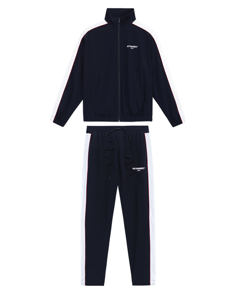 Amand Beyond Tracksuit