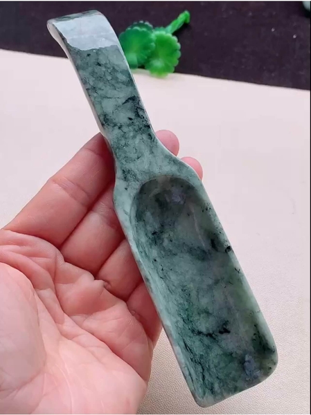 NT1227 Cung nhãn trà ngọc phỉ thuý tự nhiên ( Jadeite A)