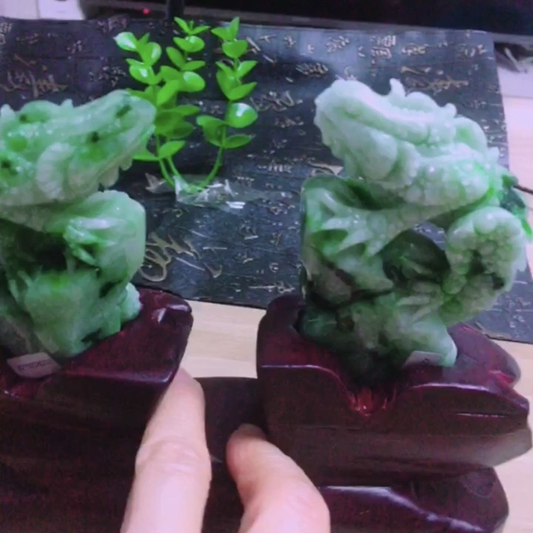 Cặp đôi kỳ nhông ngọc phỉ thúy tự nhiên jadeite -NT660