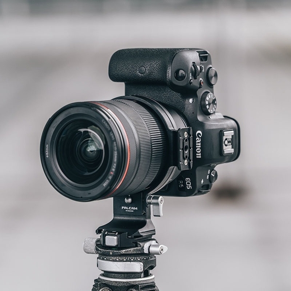 Falcam F22 & F38 & F50 Horizontal-To-Vertical Quick Release Circular Half Cage (75MM) - C00B3603