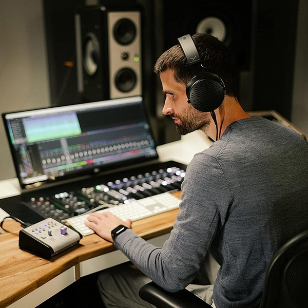Tai nghe kiểm âm phòng thu Beyerdynamic DT 900 Pro X chính hãng