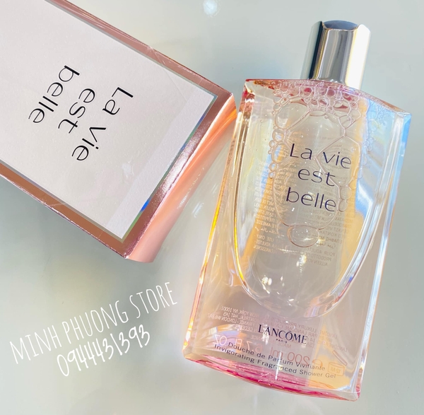 Sữa Tắm Dạng Gel La Vie Est Belle Invigorating Fragrance Shower Gel
