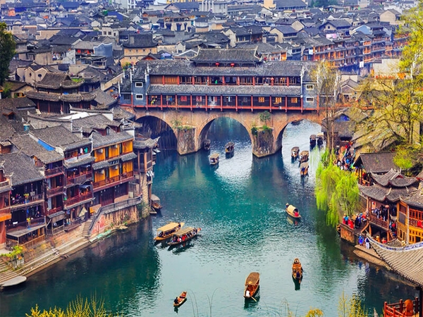 TOUR: HÀ NỘI – TRƯƠNG GIA GIỚI – PHƯỢNG HOÀNG CỔ TRẤN  – MIÊU TRẠI MẠC NHUNG HẠNG NGÔ TƯƠNG TÂY  - VIÊN GIA GIỚI – HỒ BẢO PHONG