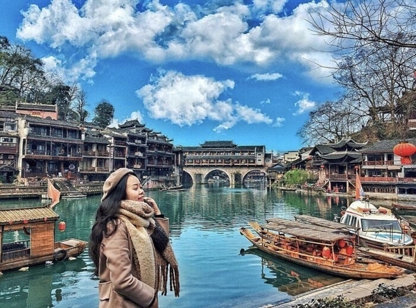 TOUR: HÀ NỘI – TRƯƠNG GIA GIỚI – PHƯỢNG HOÀNG CỔ TRẤN  – MIÊU TRẠI MẠC NHUNG HẠNG NGÔ TƯƠNG TÂY  - VIÊN GIA GIỚI – HỒ BẢO PHONG