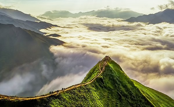 TOUR SĂN MÂY TÀ XÙA 2N1Đ: HÀ NỘI - TÀ XÙA - SỐNG LƯNG KHỦNG LONG - ĐỈNH GIÓ
