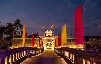 HÀ NỘI - QUẢNG BÌNH - HUẾ - ĐÀ NẴNG - HỘI AN - HÀ NỘI 5 NGÀY 5 ĐÊM