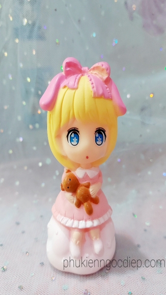 cong-chua-om-gau-nau