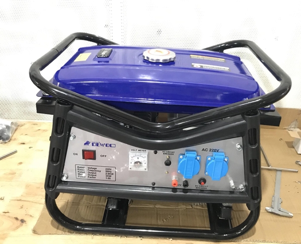 MÁY PHÁT ĐIỆN 1 PHA GIẬT TAY CHẠY XĂNG 2.8 KVA 2500W/2800W DEWOO DW-2800 - HÀNG CHÍNH HÃNG