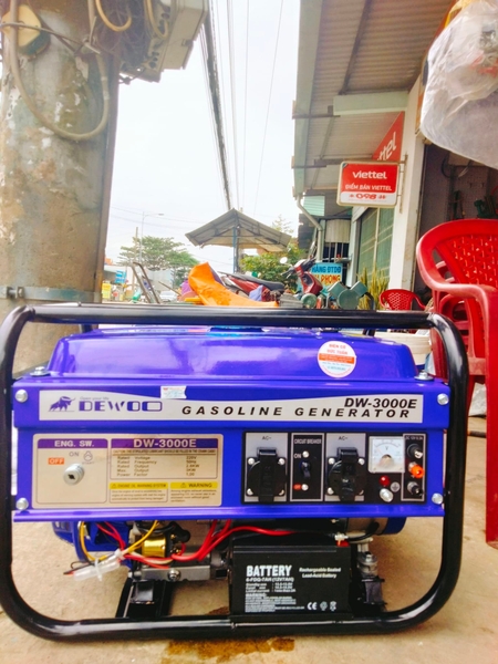 MÁY PHÁT ĐIỆN 2800W/3000W DEWOO DW-3000E - HÀNG CHÍNH HÃNG