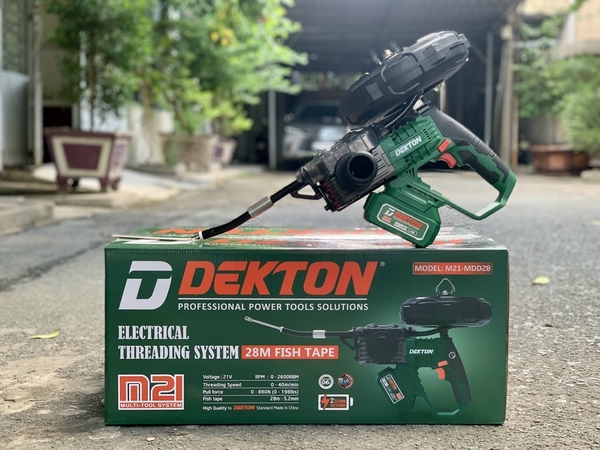 MÁY ĐI DÂY ĐIỆN ÂM TƯỜNG DÙNG PIN DEKTON M21-MDD28 - HÀNG CHÍNH HÃNG