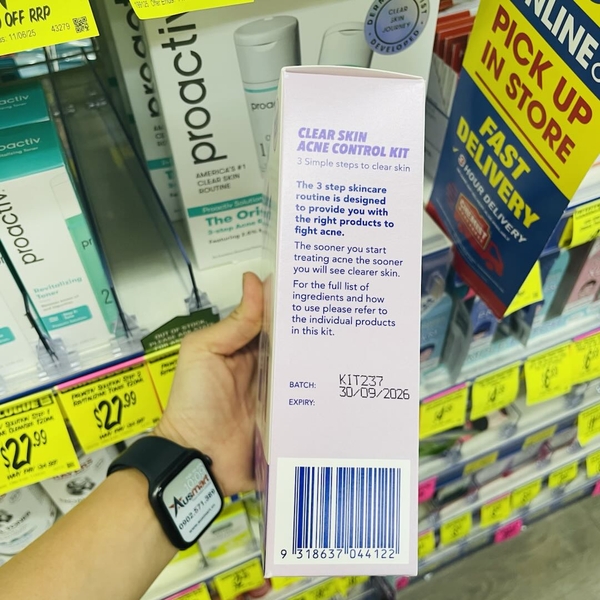 Bộ chăm sóc da mụn Benzac 3 Step Clear Skin Acne Control Kit 1 bộ