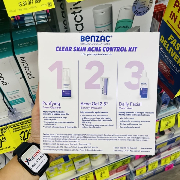 Bộ chăm sóc da mụn Benzac 3 Step Clear Skin Acne Control Kit 1 bộ