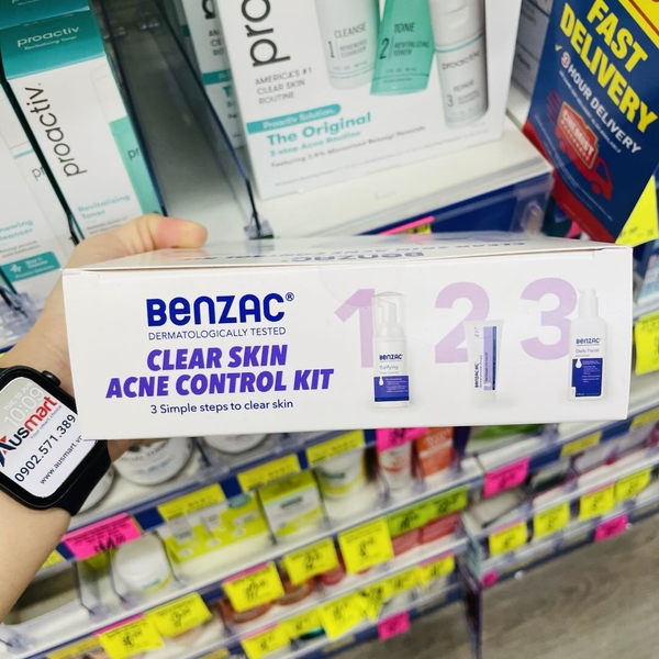 Bộ chăm sóc da mụn Benzac 3 Step Clear Skin Acne Control Kit 1 bộ