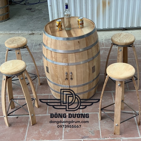 bàn ghế thùng rượu quán bar