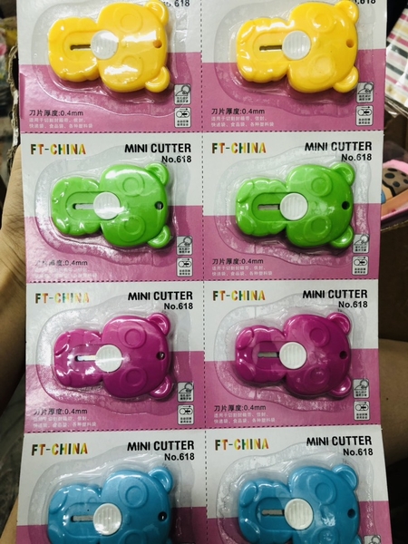 Dao rọc giấy gấu 618
