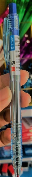 Bút bi 0.7 MG 04833