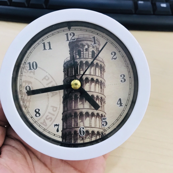 Đồng hồ để bàn 2168