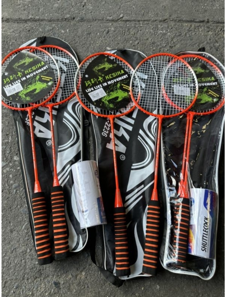 Cặp vợt cầu lông kèm cầu 2236 (2 quả)