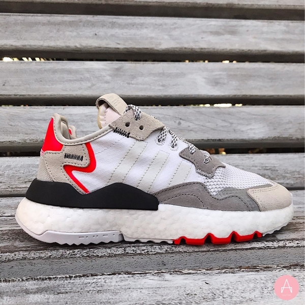 [G28044] K ADIDAS NITE JOGGER WHITE SHOCK RED