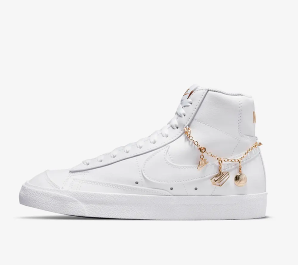 [DM0850-100] W NIKE BLAZER MID 77 'WHITE PENDANTS'