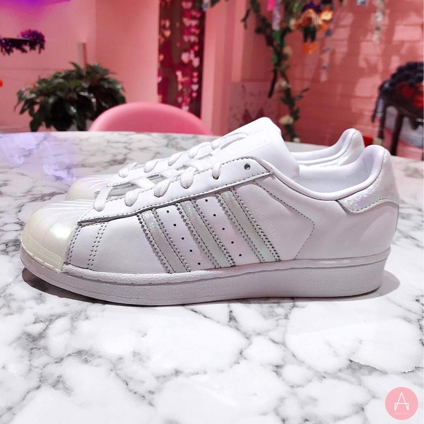 [CQ2702] K ADIDAS SUPERSTAR GLOSSY TOE WHITE SILVER