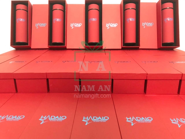 hộp đựng bình giữ nhiệt in hình ảnh quà tặng