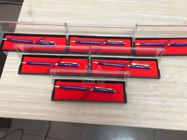 bút bi kim loại mini