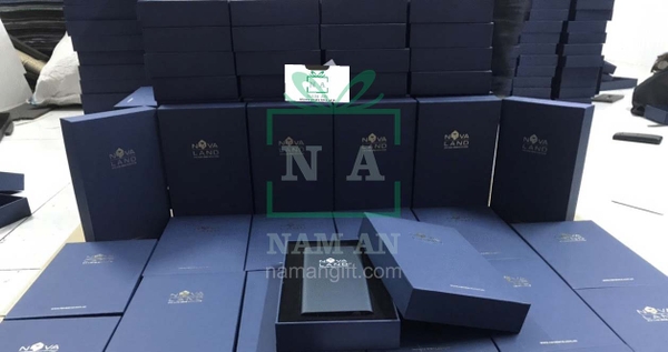 pin sạc dự phòng quà tặng kèm hộp đựng