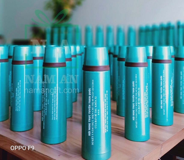 In hình ảnh lên bình giữ nhiệt ở HCM