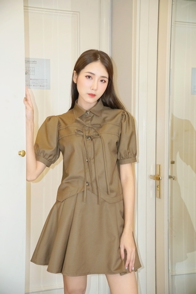 Lacy mini skirt - Brown