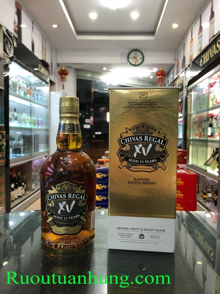 Chivas XV - dung tích 700ml