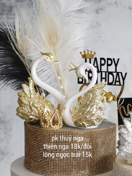 TUONG- SALE - ĐÔI Thiên nga loại đẹp vàng trên