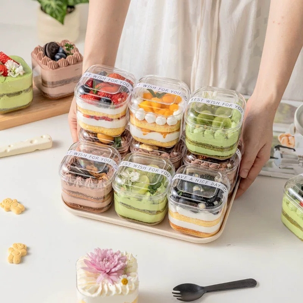 Set 50 cốc vuông (kt 7.5cm x 6.5 cm) (kèm nắp bầu) PS GD2013.