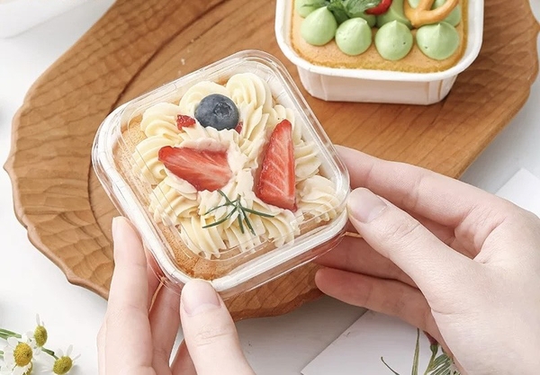 Set 50 cốc (hộp) giấy vuông kèm nắp -MÀU TRẮNG.