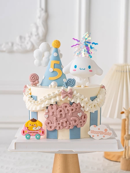 Tượng chó nhựa Cinnamoroll (trắng).