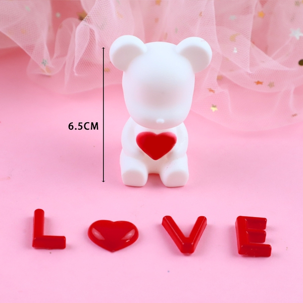 TUONG-Gấu trắng + chữ love đỏ.
