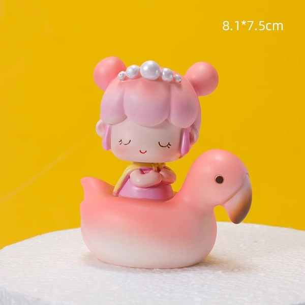 TUONG-Công chúa tóc hồng ngồi phao.