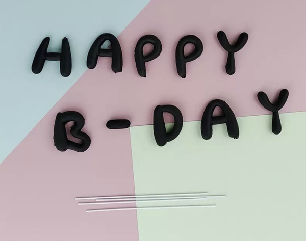 Chữ HPBD silicon - màu ĐEN (cao khoảng 3.2cm).