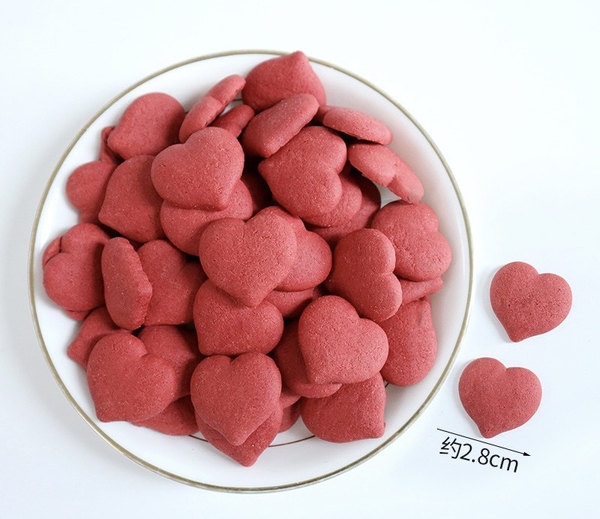 Bánh Quy hình trái tim ĐỎ trơn (gói 300gam).