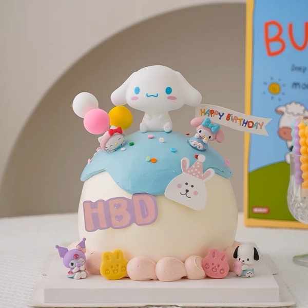Tượng chó nhựa Cinnamoroll (trắng).