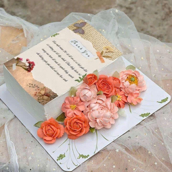 10 tờ bìa sách in cán bóng (kt 15x21cm).