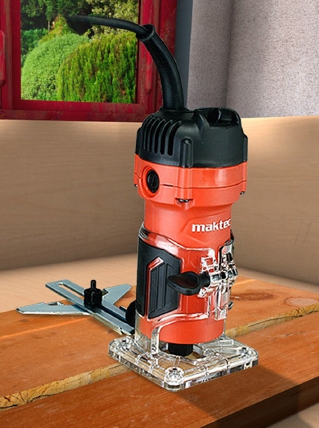 Máy soi Maktec MT372 (6mm-530w) Cơ khí 