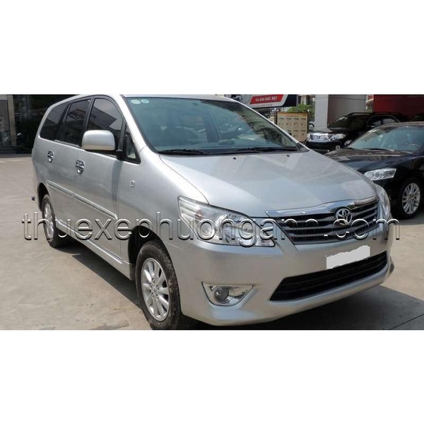 cho-thue-xe-7-cho-toyota-innova-e