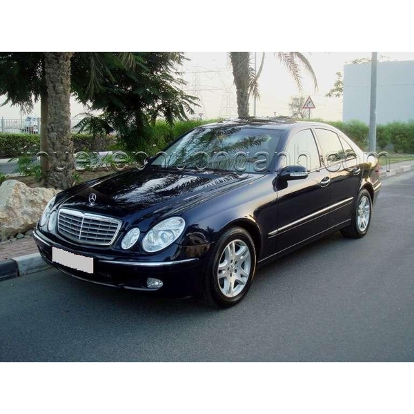 cho-thue-xe-4-cho-mercedes-e240