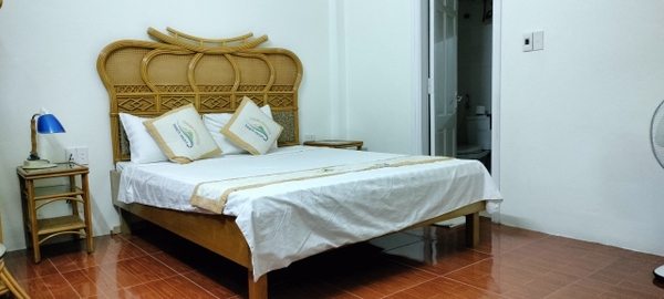 BUNGALOW HƯỚNG HỒ