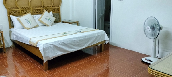 BUNGALOW HƯỚNG HỒ