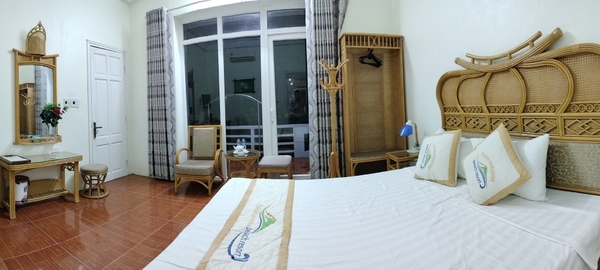 BUNGALOW HƯỚNG HỒ