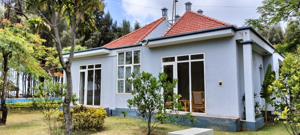 BUNGALOW HƯỚNG VƯỜN